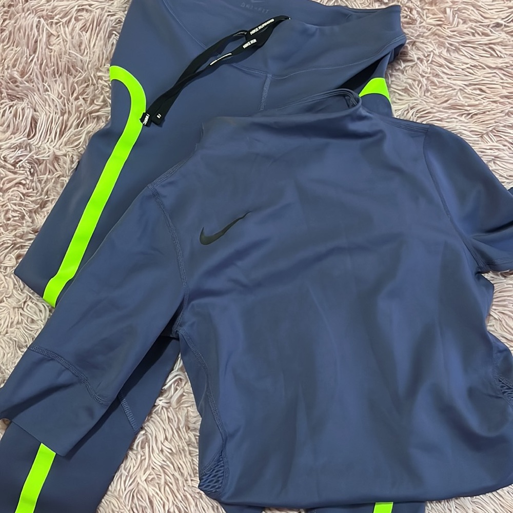 Nike set - Picture 4 of 4